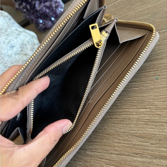 Saint Laurent Cassandra Leather Zip Around Wallet - Picture 14 of 15